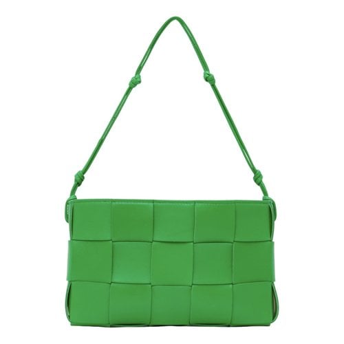 Pre-owned Bottega Veneta Cassette Leather Crossbody Bag In Green