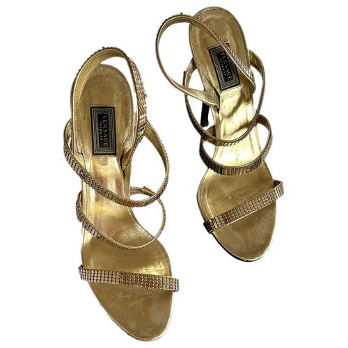 Pre-owned Versace Glitter Sandals In Gold