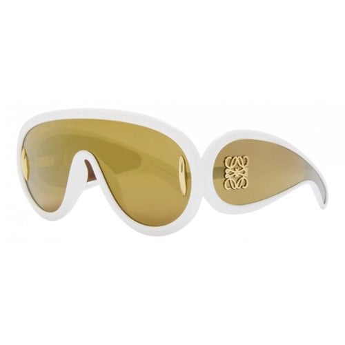Pre-owned Loewe Oversized Sunglasses In White