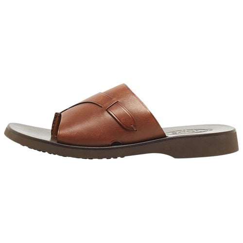 Pre-owned Tod's Leather Sandals In Brown
