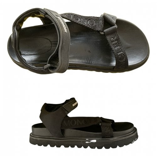 Pre-owned Moncler Sandal In Black