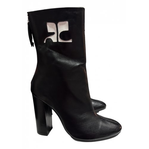Pre-owned Courrèges Leather Boots In Black