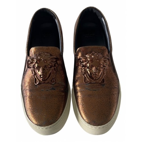 Pre-owned Versace Patent Leather Trainers In Brown