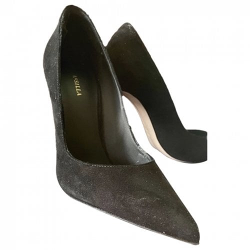 Pre-owned Le Silla Heels In Black