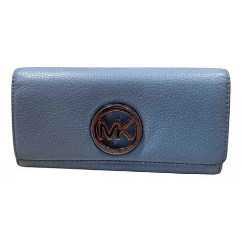 Pre-owned Michael Kors Vegan Leather Wallet In Blue