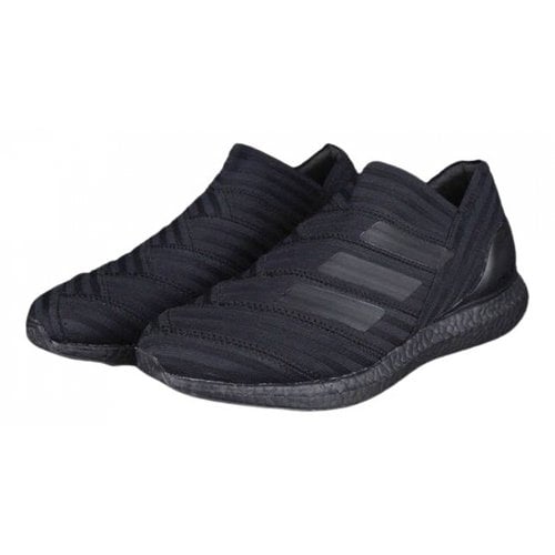 Pre-owned Adidas Originals Cloth Low Trainers In Black