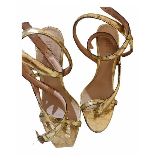 Pre-owned Schutz Leather Sandals In Gold