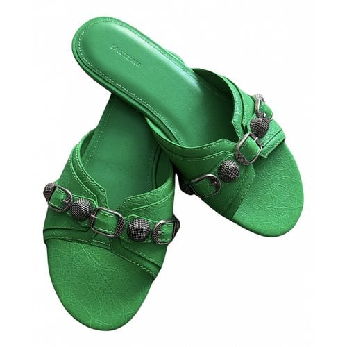 Pre-owned Balenciaga Leather Flip Flops In Green