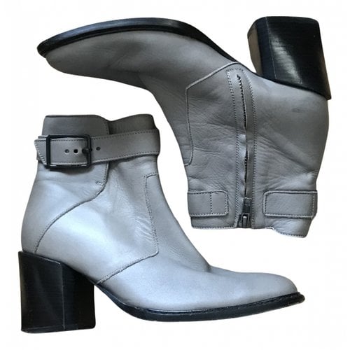 Pre-owned Helmut Lang Leather Buckled Boots In Grey
