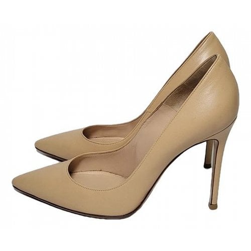 Pre-owned Gianvito Rossi Gianvito Leather Heels In Beige