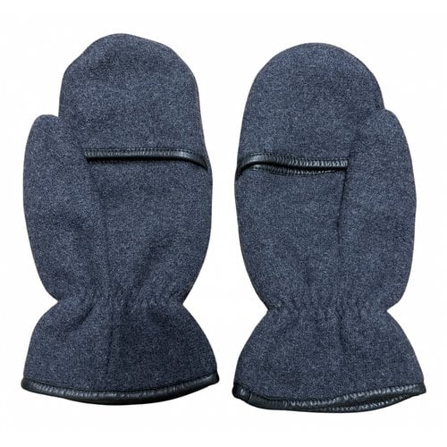 Pre-owned Dolce & Gabbana Wool Gloves In Grey