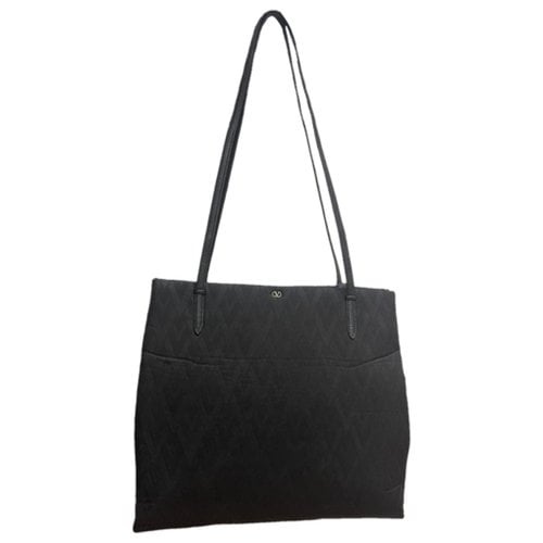 Pre-owned Valentino Garavani Wool Handbag In Black