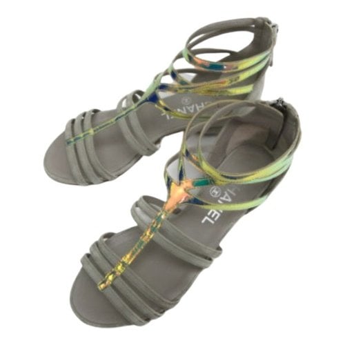 Pre-owned Chanel Sandal In Green