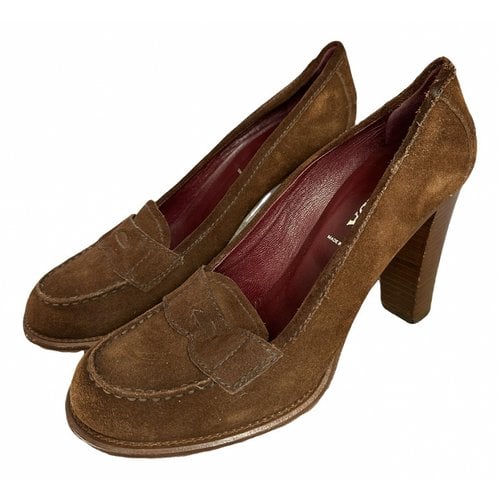 Pre-owned Prada Leather Heels In Brown
