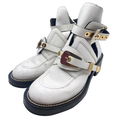 Pre-owned Balenciaga Leather Ankle Boots In White