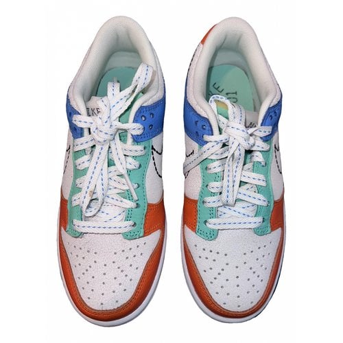 Pre-owned Nike Sb Dunk Trainers In Multicolour