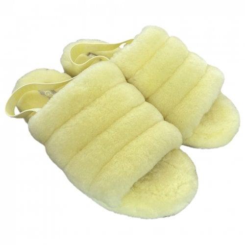 Pre-owned Ugg Faux Fur Sandal In Yellow