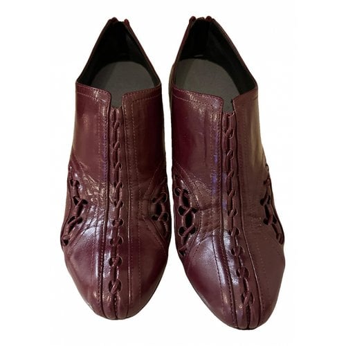 Pre-owned Alaïa Leather Heels In Burgundy