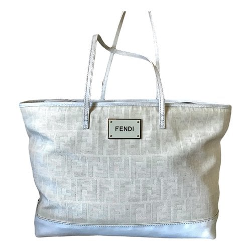 Pre-owned Fendi Ff Leather Tote In White