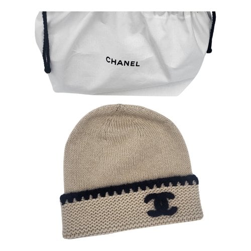 Pre-owned Chanel Cashmere Beanie In Beige