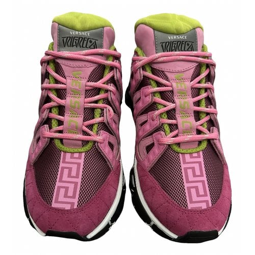 Pre-owned Versace Trainers In Pink