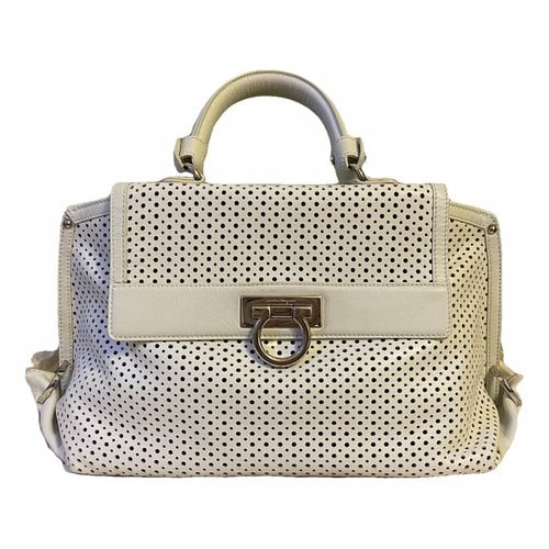 Pre-owned Ferragamo Sofia Leather Handbag In White