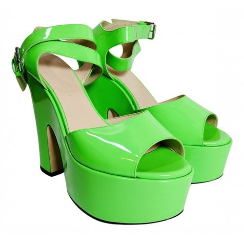 Pre-owned Christopher Kane Patent Leather Sandal In Green