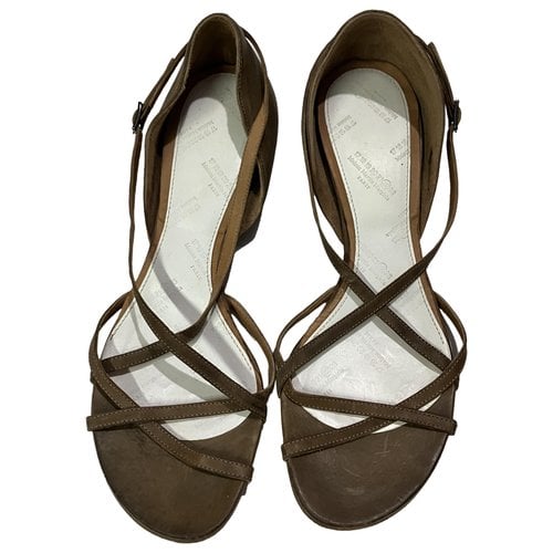 Pre-owned Maison Margiela Leather Sandals In Ecru