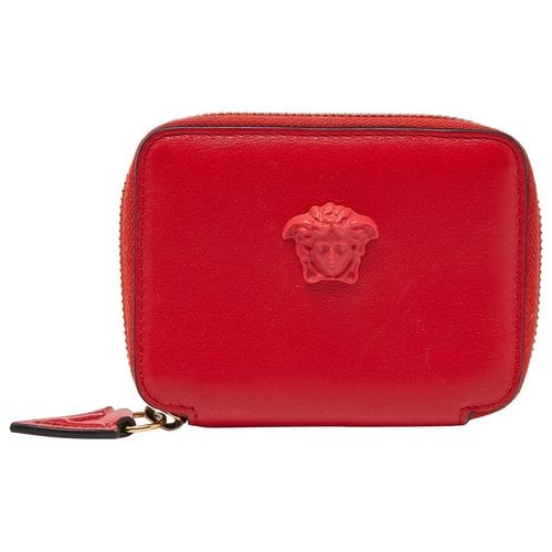 Pre-owned Versace Leather Wallet In Red