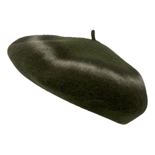 Pre-owned Dior Wool Beret In Green