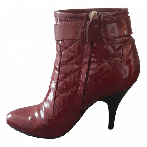 Pre-owned Burberry Patent Leather Boots In Burgundy