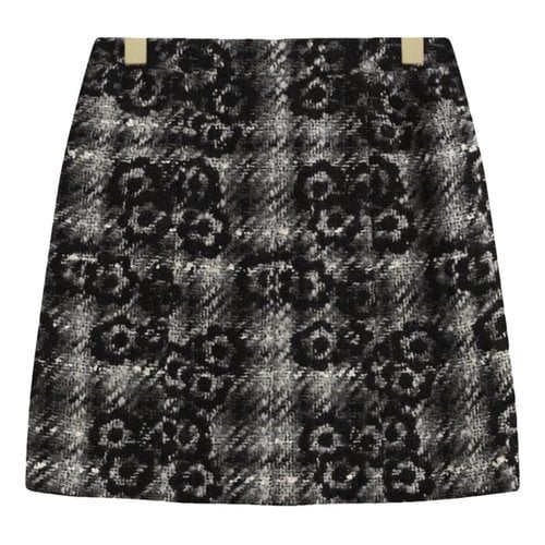 Pre-owned Chanel Wool Mini Skirt In Grey