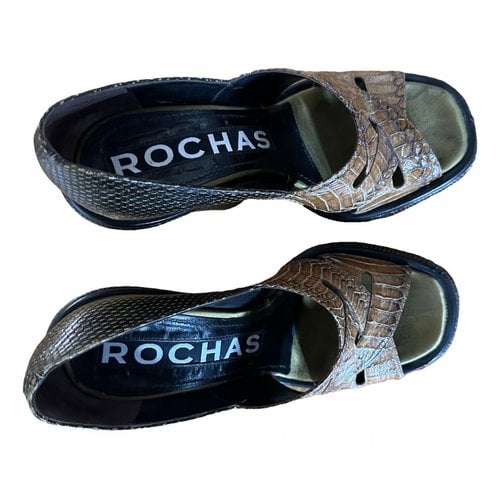 Pre-owned Rochas Leather Mules & Clogs In Brown