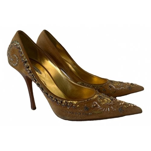 Pre-owned Le Silla Heels In Brown