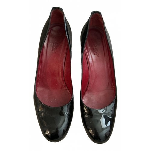 Pre-owned Gucci Patent Leather Heels In Black