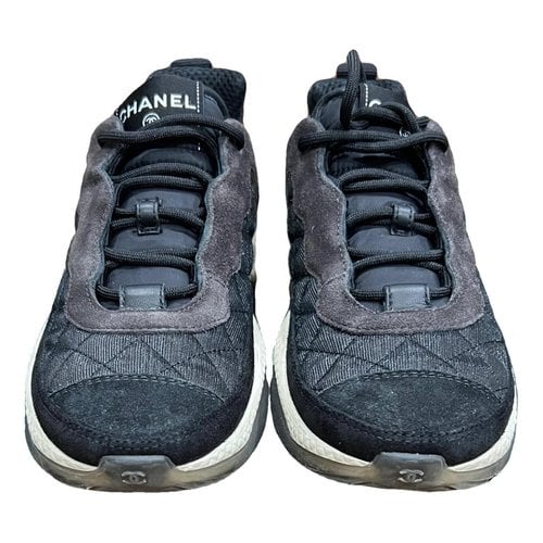 Pre-owned Chanel Leather Trainers In Black
