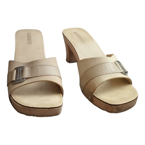 Pre-owned Lacoste Leather Mules & Clogs In Beige