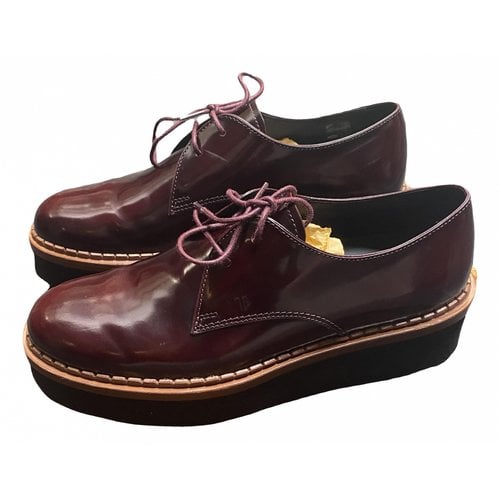 Pre-owned Tod's Leather Lace Ups In Burgundy
