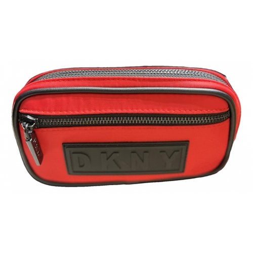 Pre-owned Dkny Bag In Red