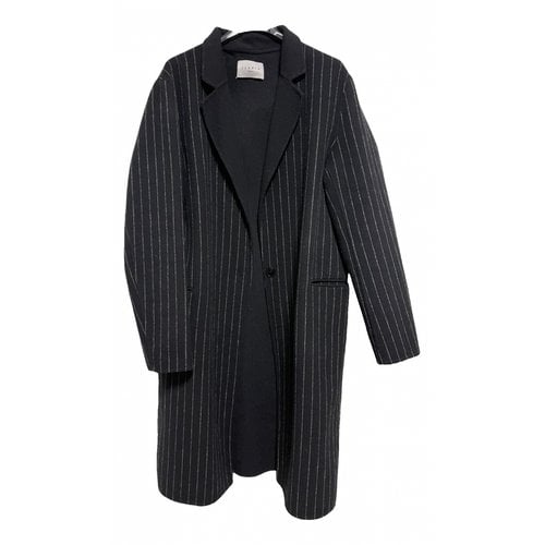 Pre-owned Sandro Wool Cape In Black