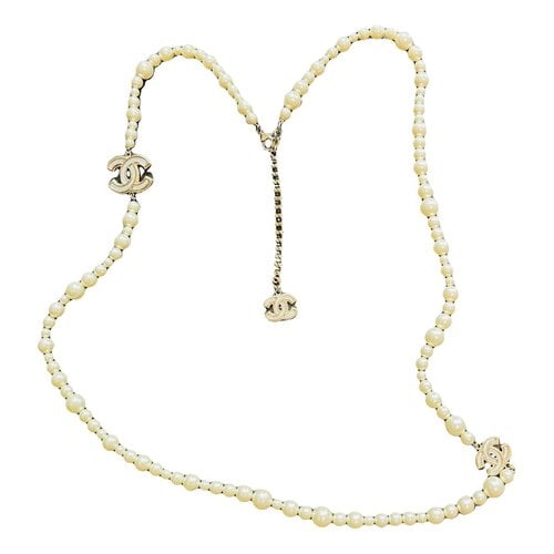 Pre-owned Chanel Cc Long Necklace In White