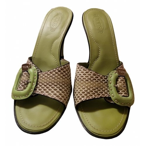 Pre-owned Tod's Leather Mules & Clogs In Green