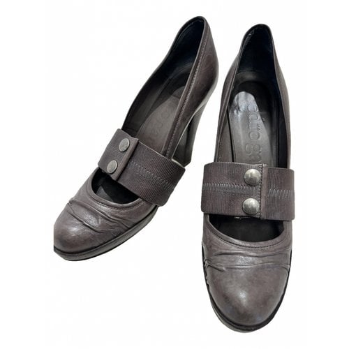 Pre-owned Pedro Garcia Leather Heels In Grey