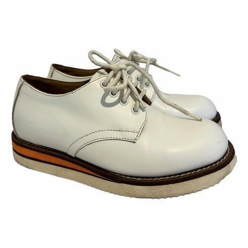 Pre-owned Vibram Leather Flats In White