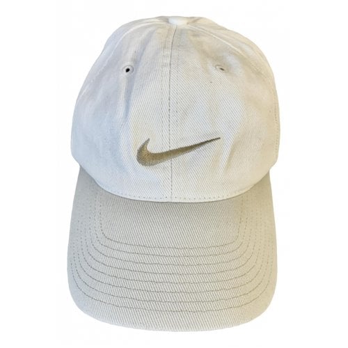 Pre-owned Nike Hat In Beige