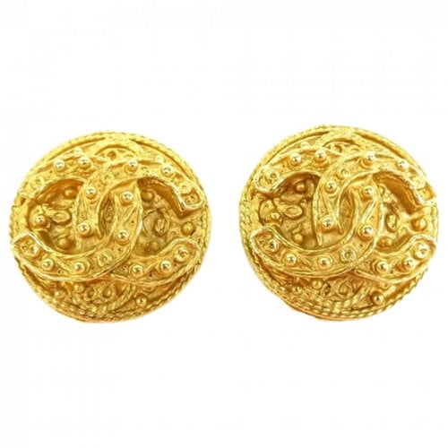 Pre-owned Chanel Cc Earrings In Gold