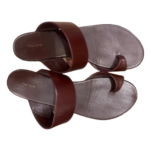 Pre-owned The Row Swan Leather Flip Flops In Brown