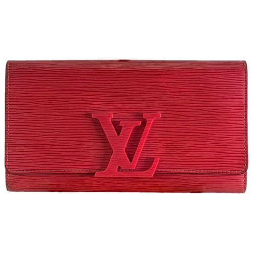 Pre-owned Louis Vuitton Louise Leather Wallet In Red