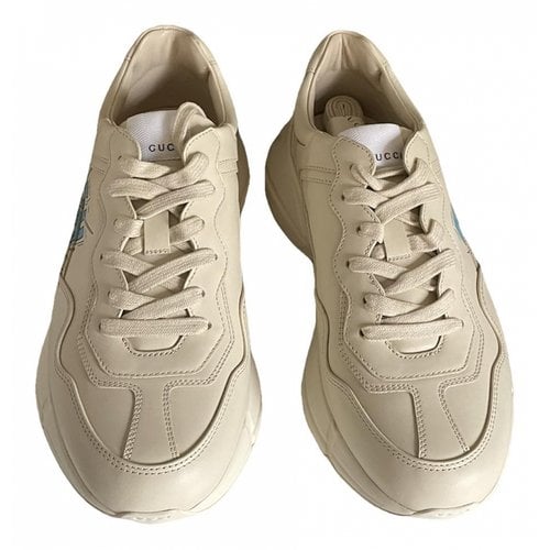 Pre-owned Gucci Falacer Leather Low Trainers In Beige