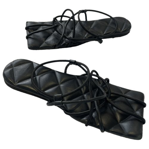 Pre-owned Khaite Leather Flats In Black